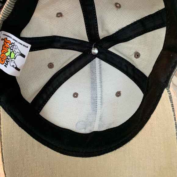 Hat - Picture 3 of 4